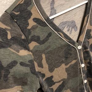 Camo - Rags II Riches Top